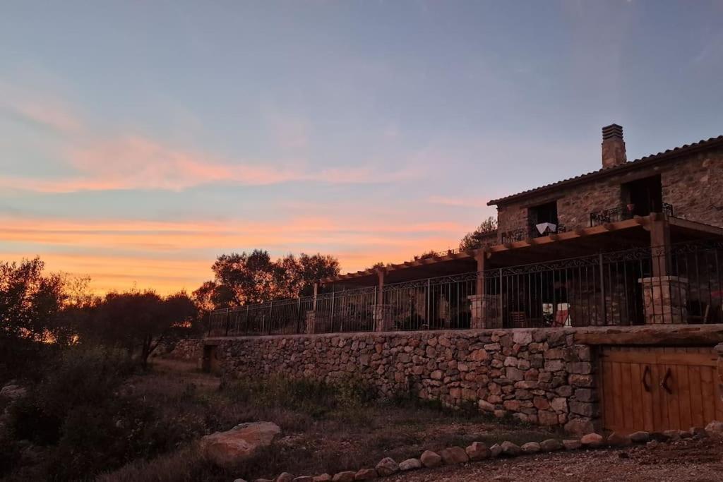 La Cueva De Miravet - Villa De Lujo En La Cima De La Montana Con Vistas Al Mar 卡巴尼斯 外观 照片